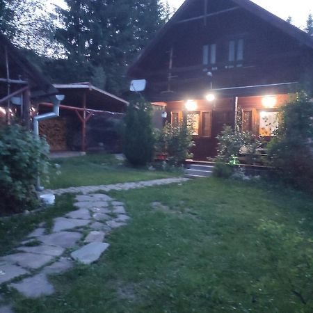 Вілла Casa Ria-Ria Pihenohaz М'єркуря-Чук Екстер'єр фото